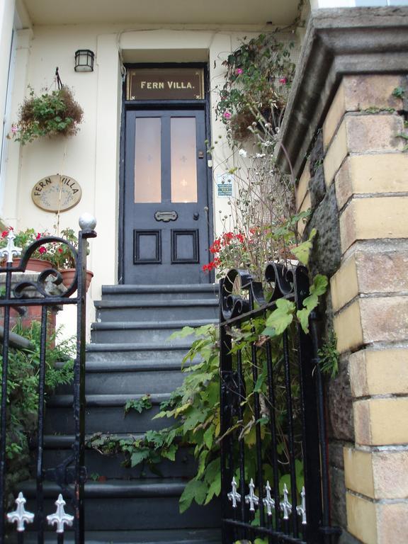 Fern Villa B&B Фишгард Екстериор снимка